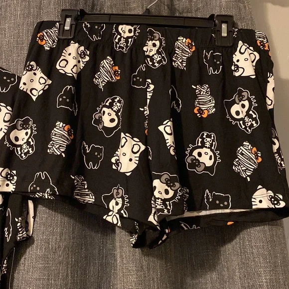 Hello Kitty Viral TikTok Halloween Pajama Set - Picture 3 of 6